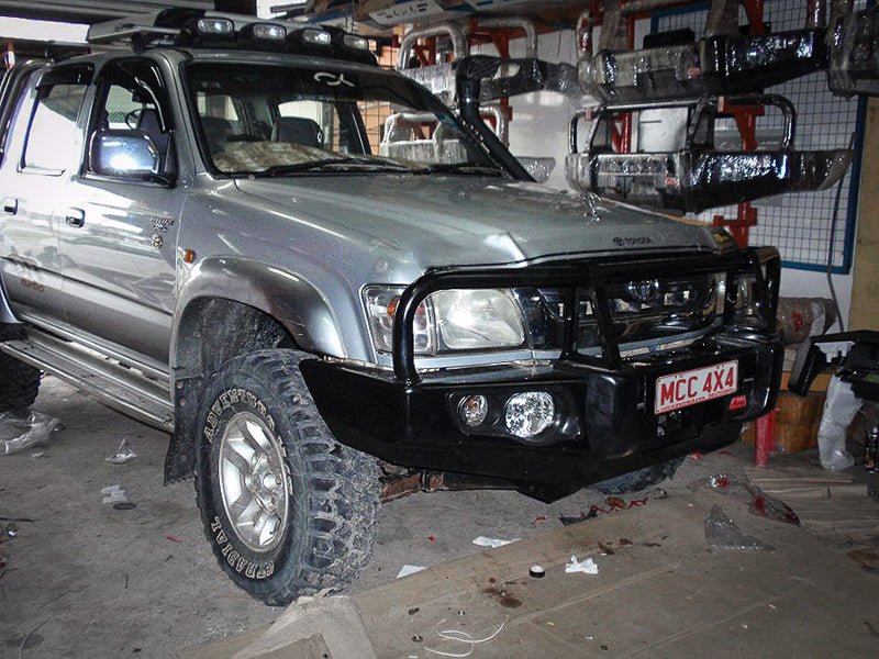 Toyota Hilux 1997 2004 Falcon Bull Bar MCC 4x4