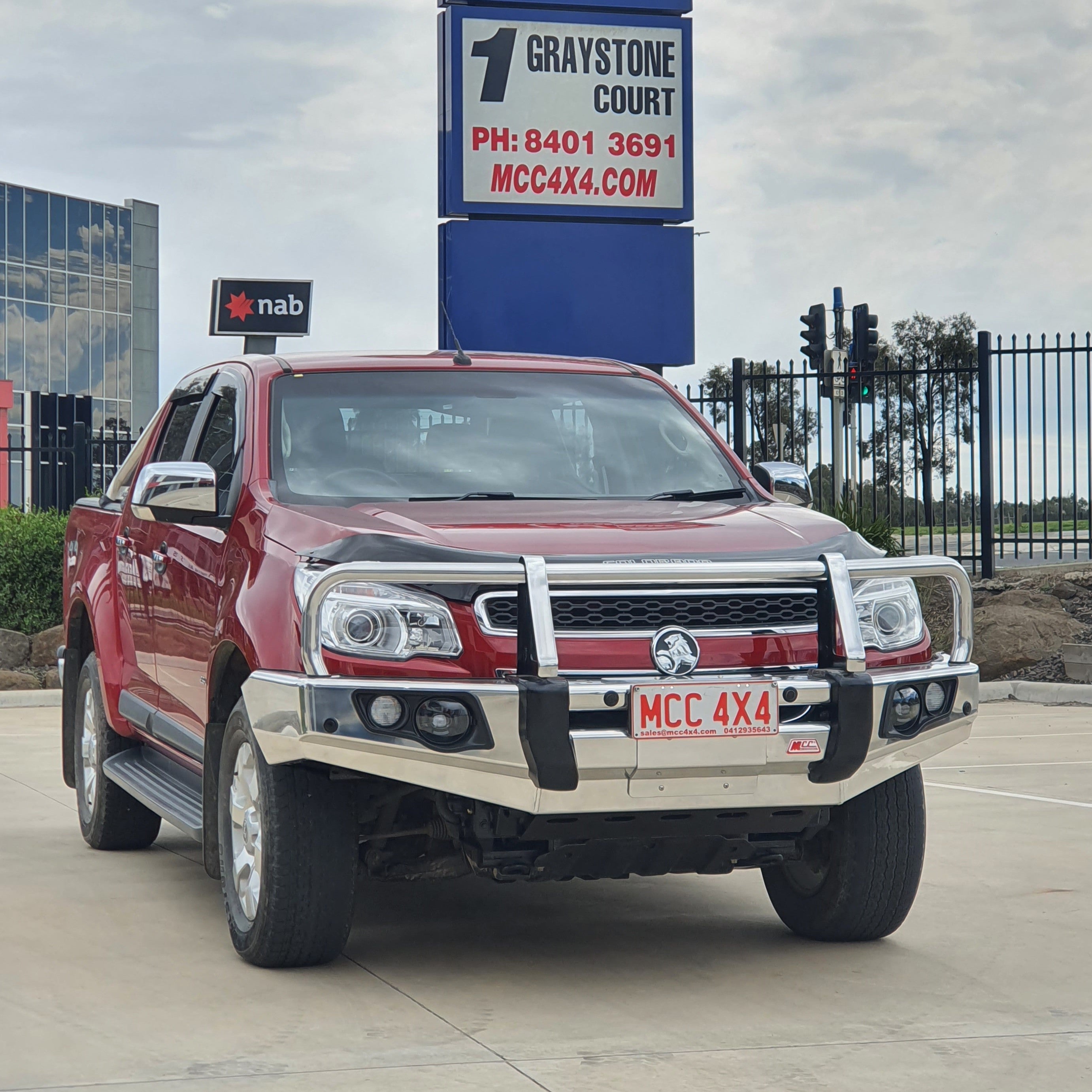 Colorado RG Colorado 7 2012-2016 707-02A Alloy Falcon Bull Bar Black A-Frame Package (LED Foglight) - SKU MCC-07004-702AW