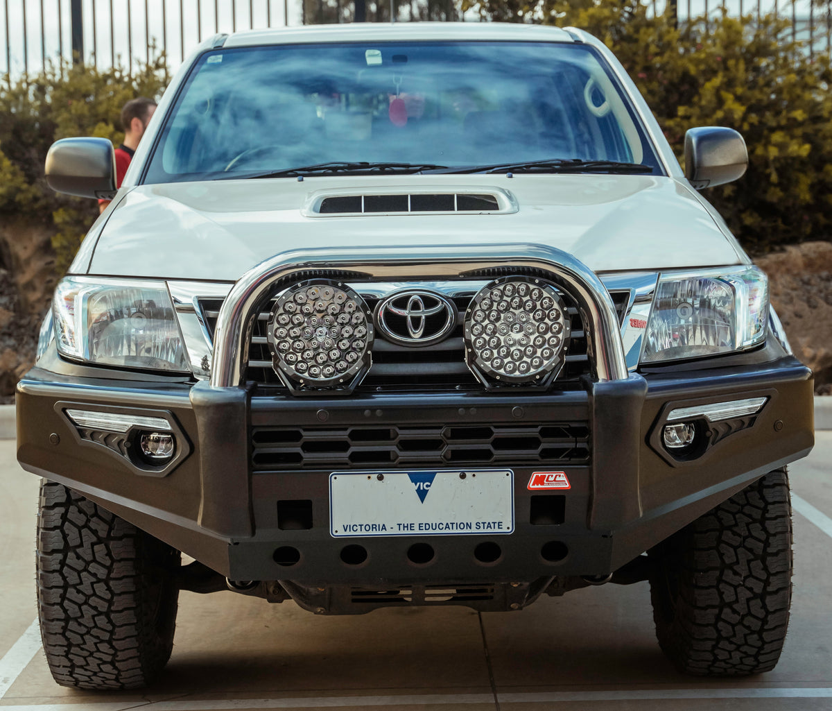 Hilux KUN26R 2012-2015 808-01 Phoenix Bull Bar Single Stainless Loop P ...