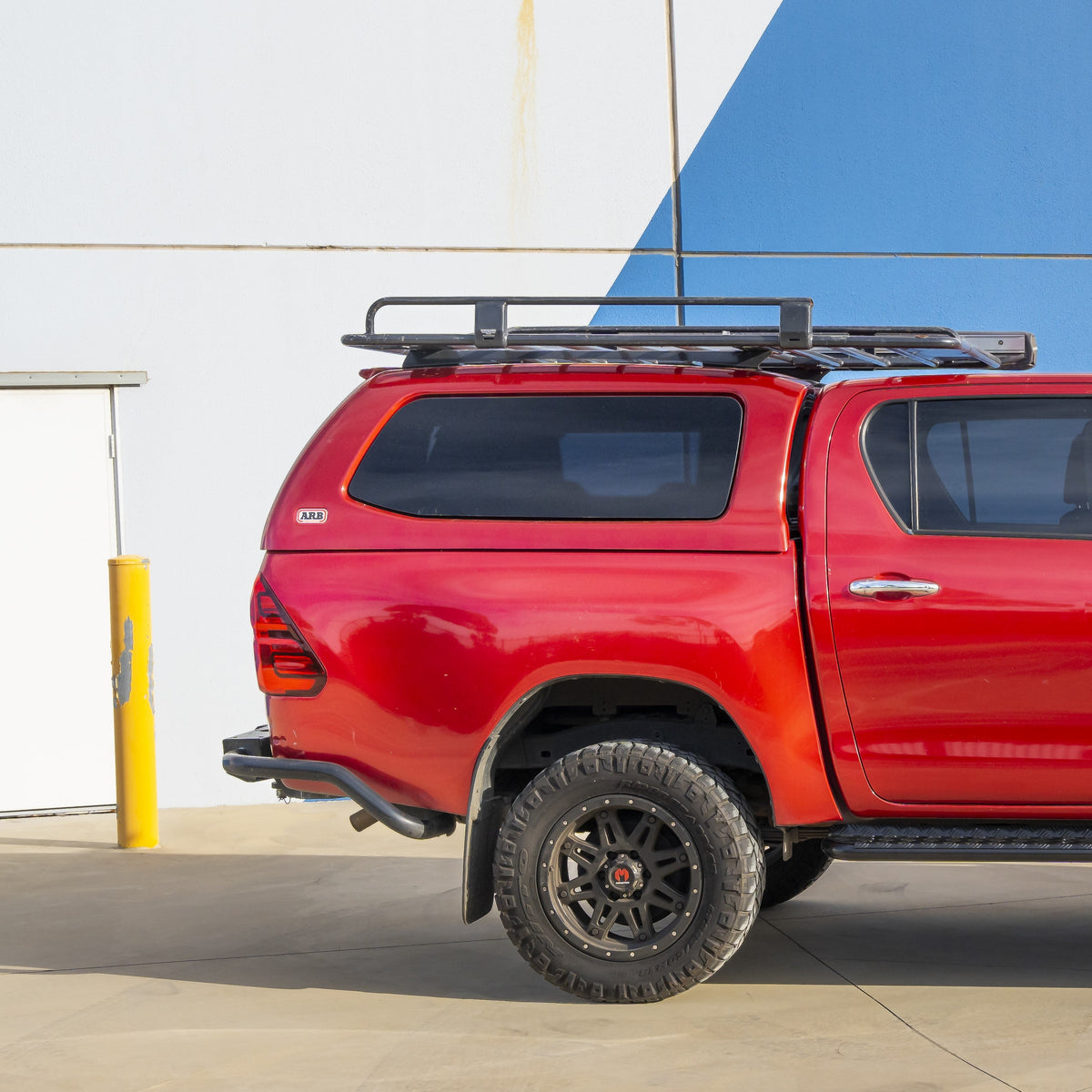Hilux 2016-Current 022-03 Jack Rear Bar with Chrome Step Plate Package ...