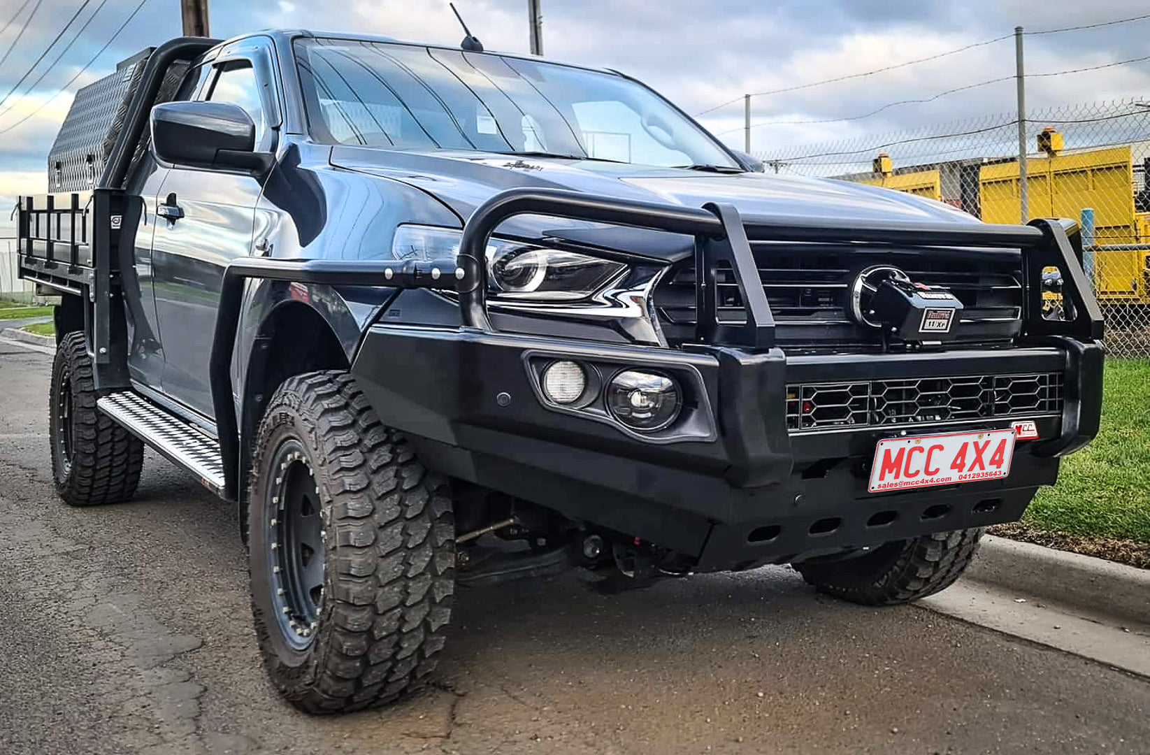 BT50 TF 2021On 039SBSR Side Step and Rail Package (Sand Black) (50mm