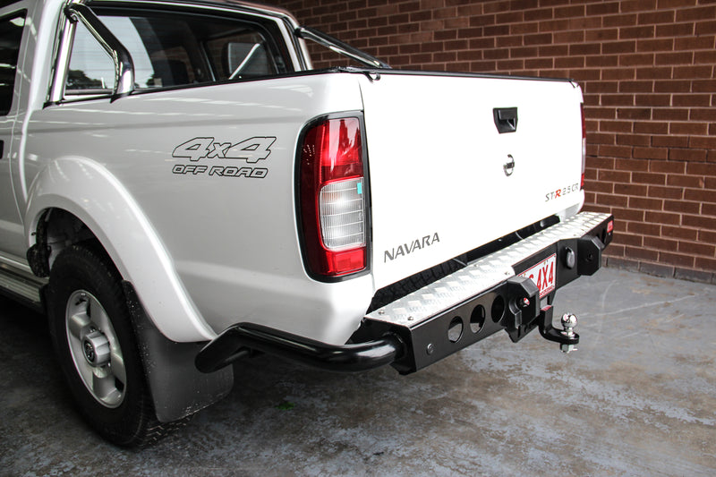 Navara D22 1997-2015 022-03 Jack Rear Bar with Chrome Step Plate Packa ...