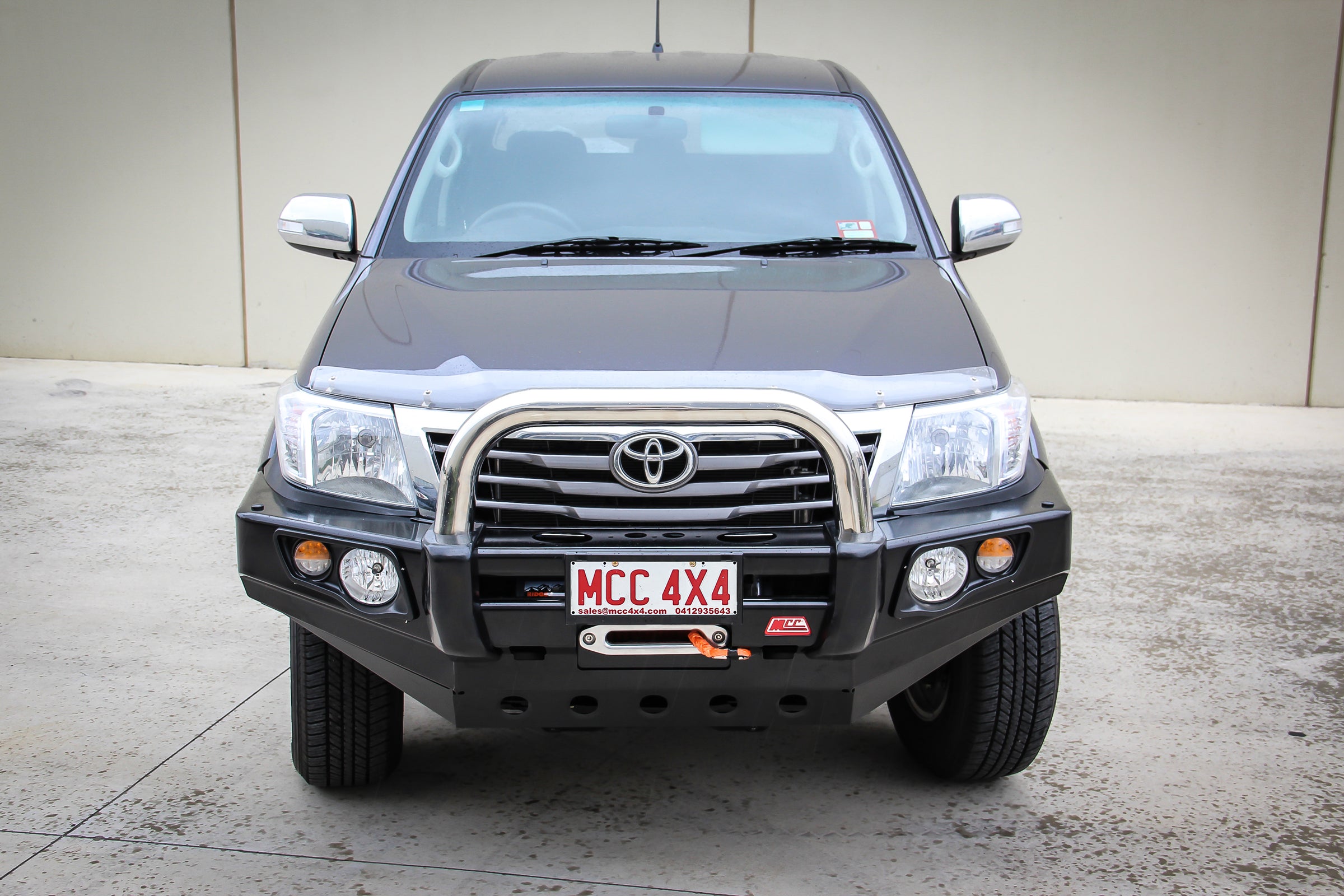 Hilux KUN26R 2012-2015 707-01 Falcon Bull Bar Single Stainless Loop Pa ...