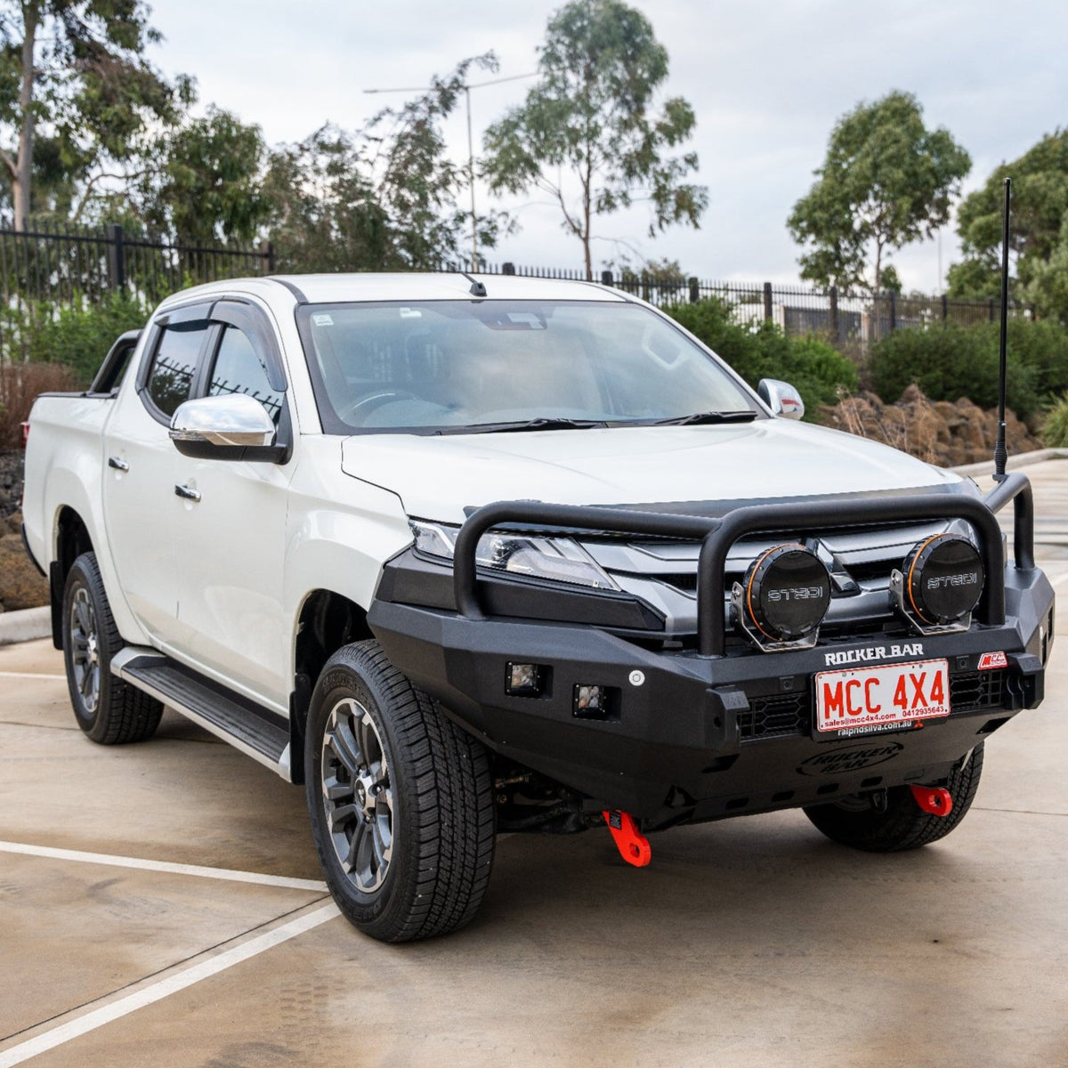 Custom Rocker Bars Triton MR 2019-Present 078-02SQ Rocker Bull Bar Triple Loops Package ...